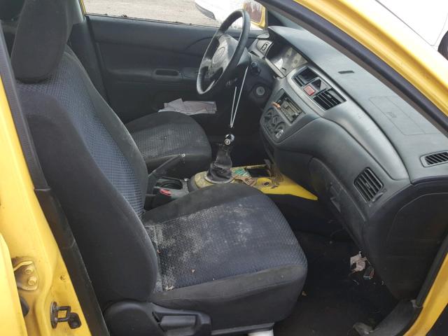 JA3AJ86E52U073734 - 2002 MITSUBISHI LANCER OZ YELLOW photo 5