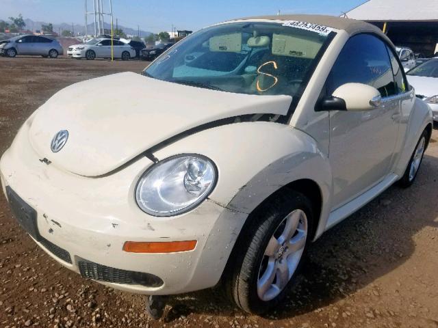 3VWSF31Y56M331494 - 2006 VOLKSWAGEN NEW BEETLE Beige Foto 2