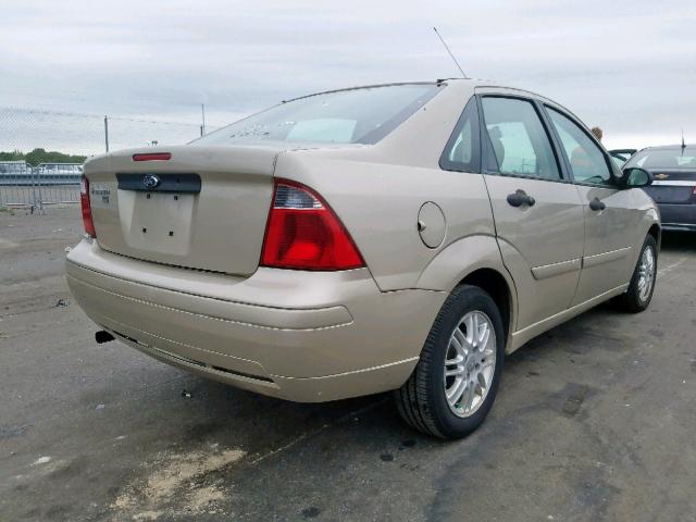 1FAFP34N77W258588 - 2007 FORD FOCUS ZX4 GOLD photo 4