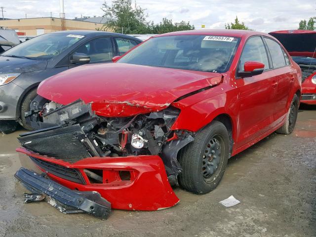 3VW2K7AJ9EM246758 - 2014 VOLKSWAGEN JETTA BASE RED photo 2