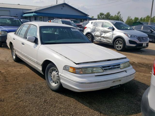 2FALP74W8TX168626 - 1996 FORD CROWN VICT WHITE photo 1