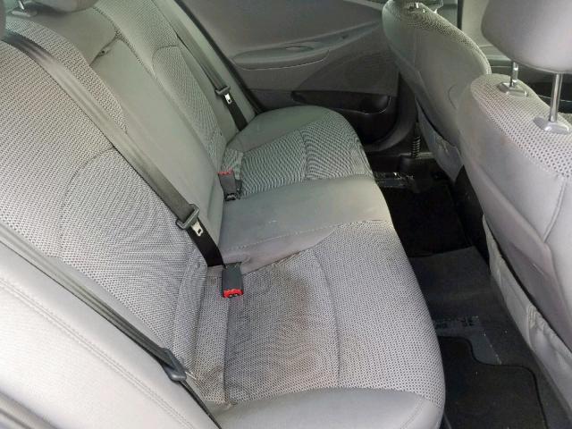 5NPEB4AC0EH942396 - 2014 HYUNDAI SONATA GLS SILVER photo 6