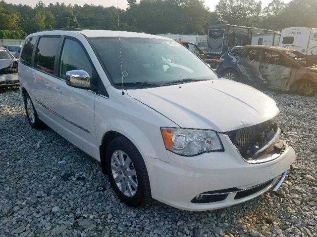 2A4RR8DG7BR651079 - 2011 CHRYSLER TOWN & COU WHITE photo 1