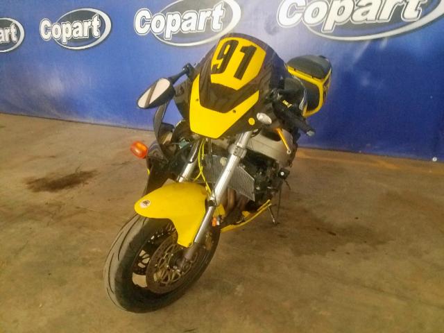 JH2SC44061M104463 - 2001 HONDA CBR900 RR YELLOW photo 2