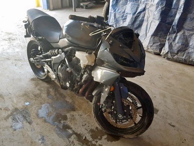 JKAEXEC19BDA67692 - 2011 KAWASAKI EX650 C 黑色 照片 1