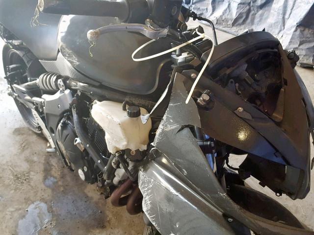 JKAEXEC19BDA67692 - 2011 KAWASAKI EX650 C 黑色 照片 9