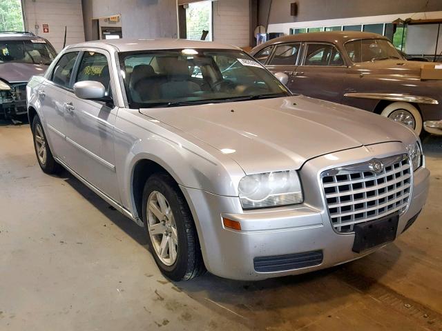 2C3LA43R37H885204 - 2007 CHRYSLER 300 SILVER photo 1