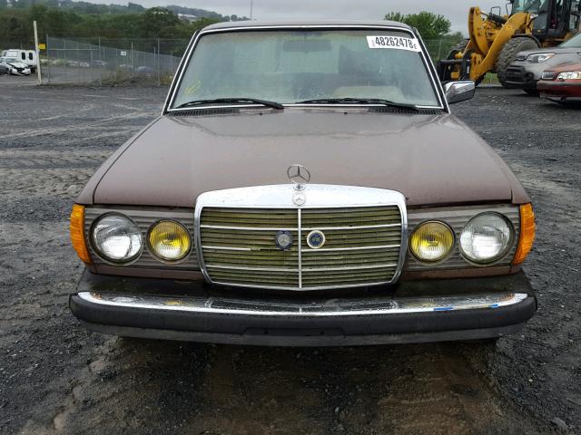 12312310061908 - 1978 MERCEDES-BENZ 240D BROWN photo 9