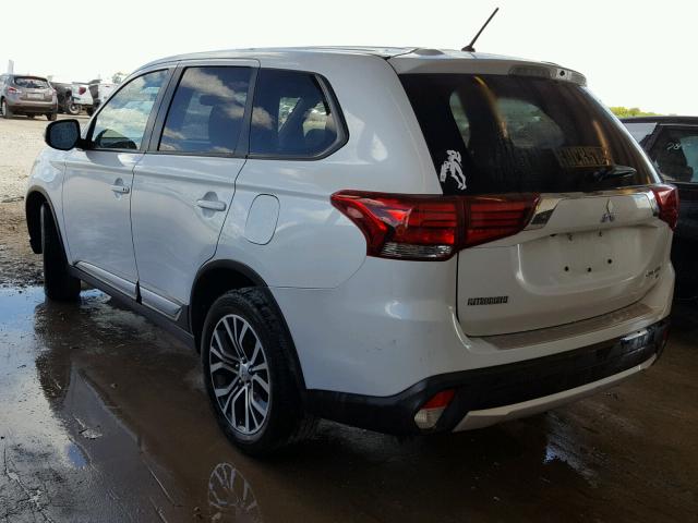 JA4AD3A35GZ045244 - 2016 MITSUBISHI OUTLANDER WHITE photo 3