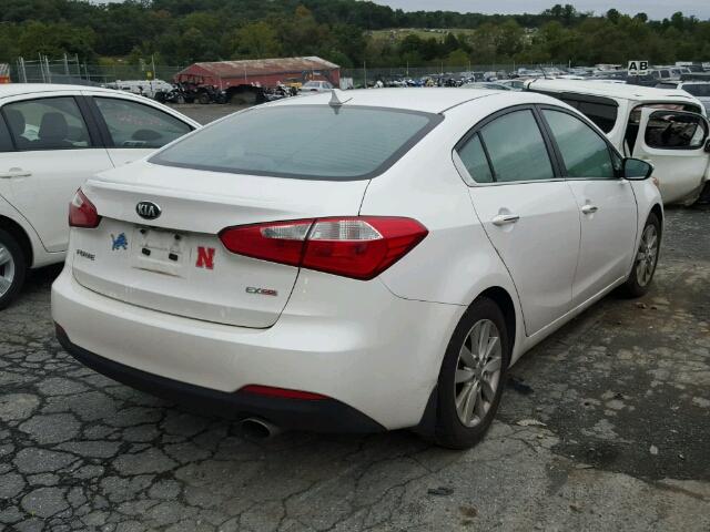 KNAFX4A83E5197948 - 2014 KIA FORTE EX WHITE photo 4