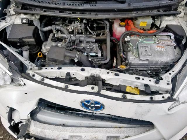 JTDKDTB34E1571188 - 2014 TOYOTA PRIUS C WHITE photo 7