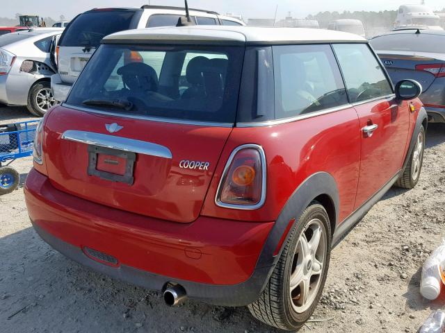 WMWMF33518TT60197 - 2008 MINI COOPER RED photo 4