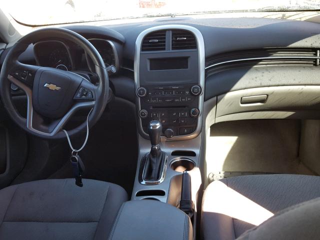 1G11B5SLXEF225106 - 2014 CHEVROLET MALIBU LS 银色 照片 9