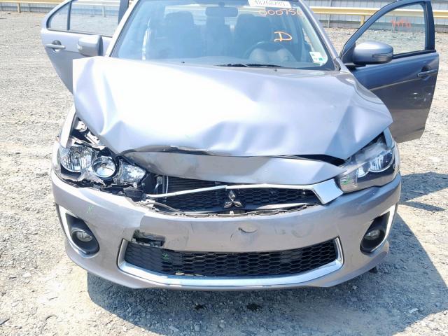 JA32U2FU1HU000756 - 2017 MITSUBISHI LANCER ES GRAY photo 7