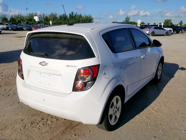 1G1JA6SH7D4185176 - 2013 CHEVROLET SONIC LS WHITE photo 4