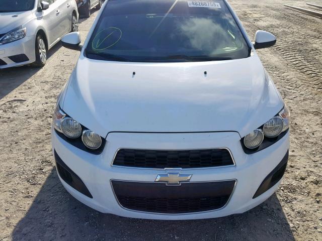 1G1JA6SH7D4185176 - 2013 CHEVROLET SONIC LS WHITE photo 9