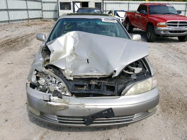 JT8BF28G6W0108201 - 1998 LEXUS ES 300 GOLD photo 9