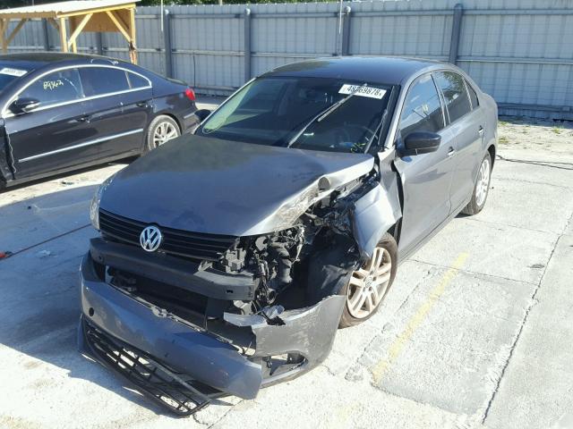 3VW2K7AJ9CM343620 - 2012 VOLKSWAGEN JETTA BASE CHARCOAL photo 2