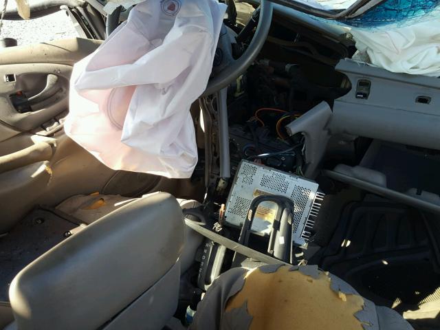 1G1NE52M3X6210421 - 1999 CHEVROLET MALIBU LS 银色 照片 9