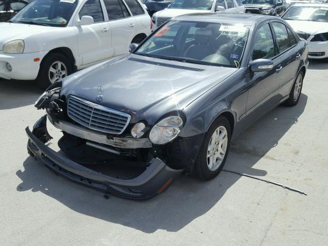 WDBUF56J26A768383 - 2006 MERCEDES-BENZ E 350 CHARCOAL photo 2