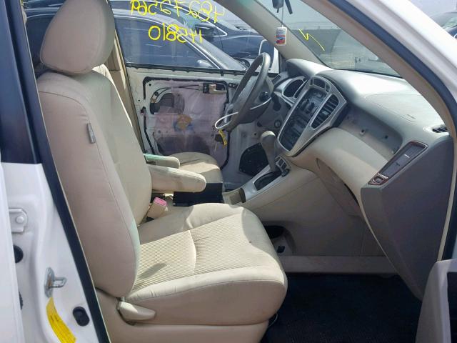 JTEEW21A660009183 - 2006 TOYOTA HIGHLANDER WHITE photo 5