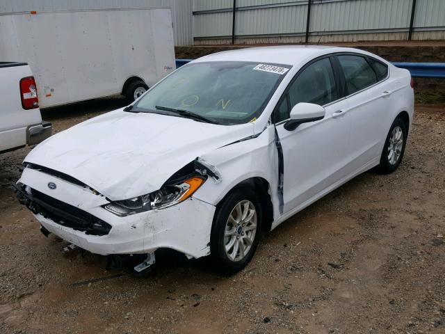 3FA6P0G7XJR158605 - 2018 FORD FUSION S WHITE photo 2