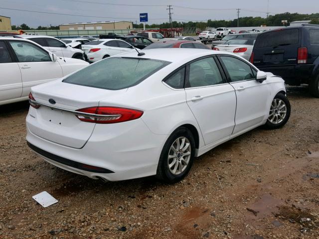 3FA6P0G7XJR158605 - 2018 FORD FUSION S WHITE photo 4