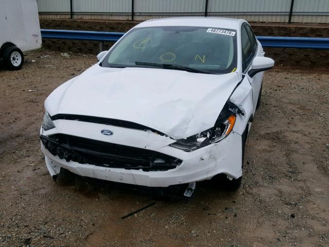 3FA6P0G7XJR158605 - 2018 FORD FUSION S WHITE photo 9