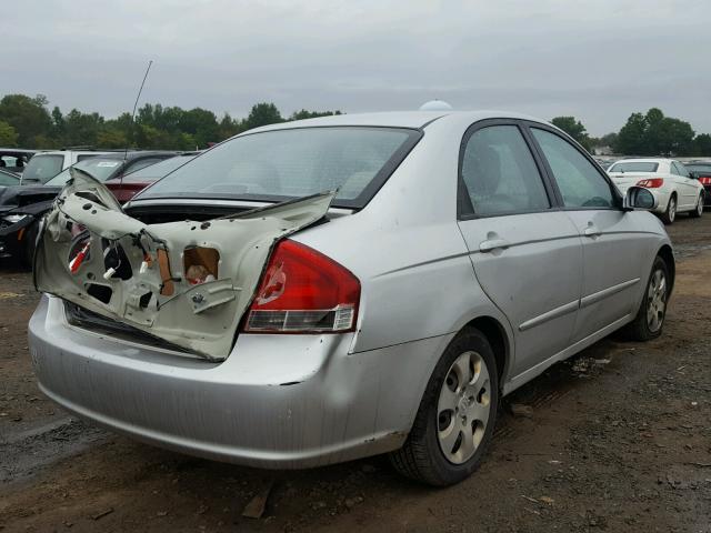 KNAFE221895629726 - 2009 KIA SPECTRA EX SILVER photo 4