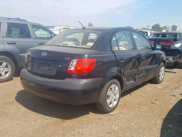 KNADE123966129356 - 2006 KIA RIO BLACK photo 4