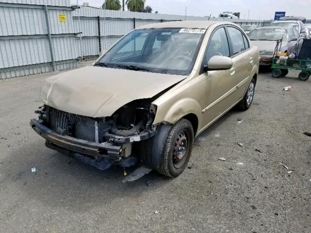 KNADH4A33A6680210 - 2010 KIA RIO LX GOLD photo 2