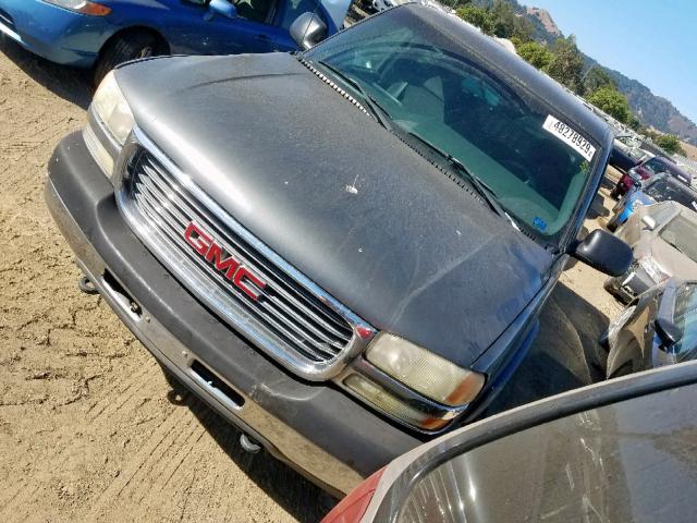 1GTHC24U42Z135063 - 2002 GMC SIERRA C25 GRAY photo 2