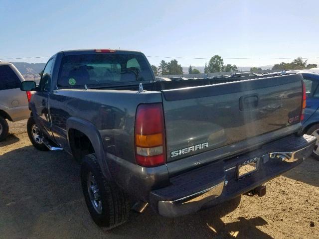 1GTHC24U42Z135063 - 2002 GMC SIERRA C25 GRAY photo 3