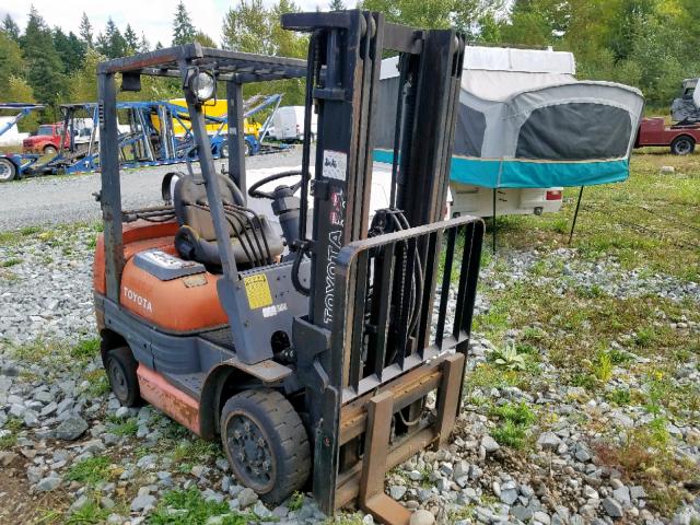 77850 - 1999 TOYOTA FORKLIFT ORANGE photo 1