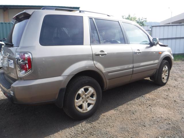 5FNYF18228B046844 - 2008 HONDA PILOT VP GOLD photo 4