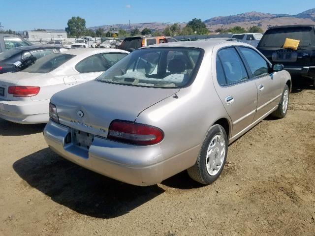 1N4BU31D1VC112737 - 1997 NISSAN ALTIMA XE BEIGE photo 4