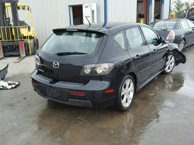 JM1BK344781856290 - 2008 MAZDA 3 HATCHBAC BLACK photo 4