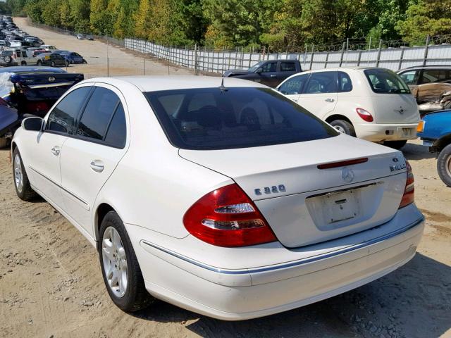 WDBUF65J94A419323 - 2004 MERCEDES-BENZ E 320 WHITE photo 3