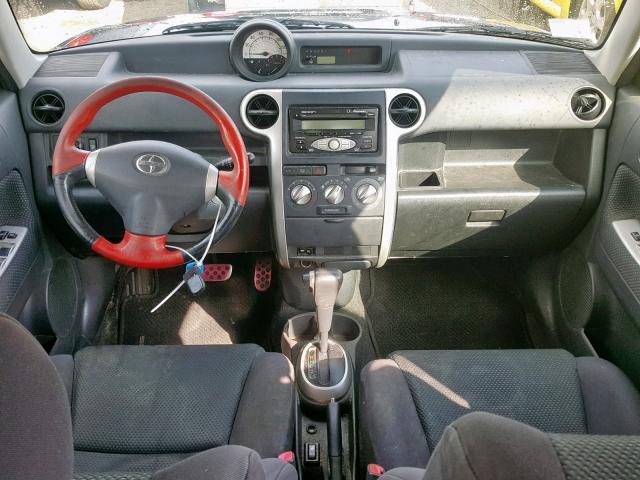 JTLKT324X40130881 - 2004 TOYOTA SCION XB შავი ფოტო 9