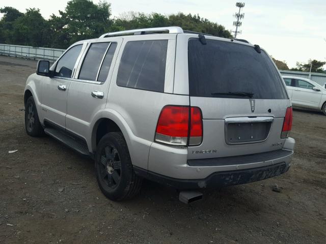 5LMEU78H23ZJ28987 - 2003 LINCOLN AVIATOR 银色 照片 3