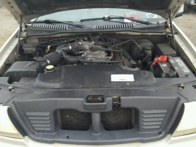 5LMEU78H23ZJ28987 - 2003 LINCOLN AVIATOR 银色 照片 7