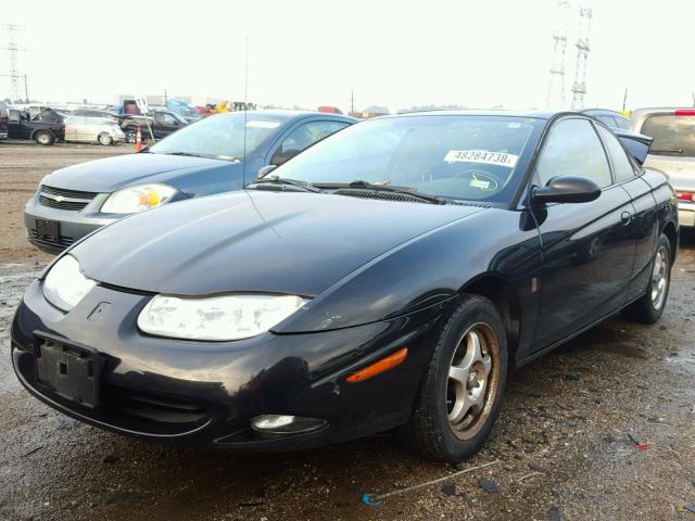 1G8ZY12762Z104713 - 2002 SATURN SC2 BLACK photo 2