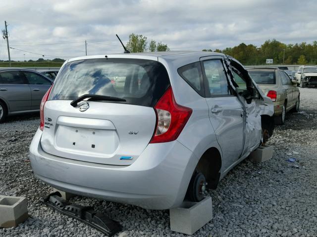 3N1CE2CP2FL406170 - 2015 NISSAN VERSA NOTE SILVER photo 4