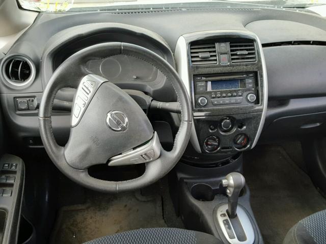 3N1CE2CP2FL406170 - 2015 NISSAN VERSA NOTE SILVER photo 9