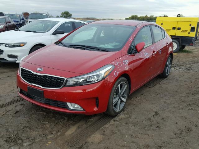 3KPFL4A88HE092930 - 2017 KIA FORTE EX RED photo 2