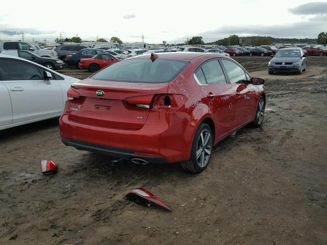 3KPFL4A88HE092930 - 2017 KIA FORTE EX RED photo 4