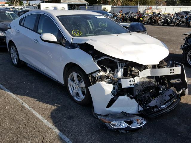 1G1RC6S52JU124672 - 2018 CHEVROLET VOLT LT WHITE photo 1