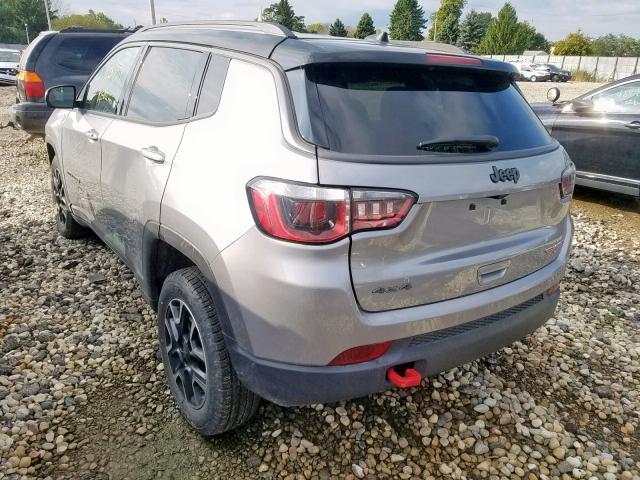 3C4NJDDB5KT681977 - 2019 JEEP COMPASS TR GRAY photo 3