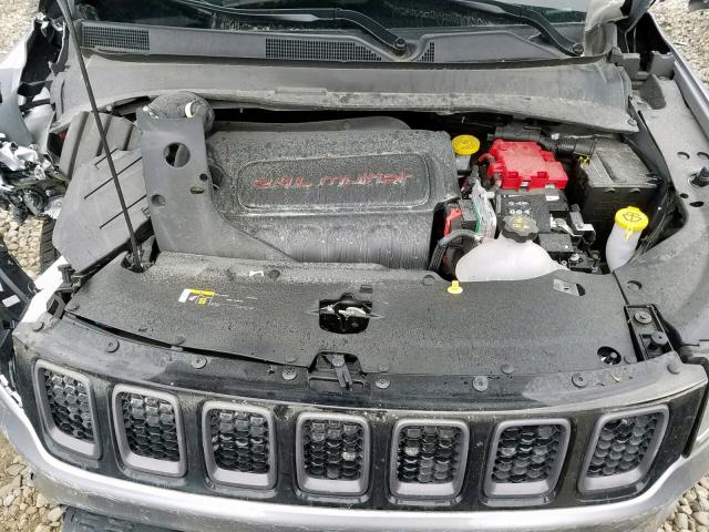 3C4NJDDB5KT681977 - 2019 JEEP COMPASS TR GRAY photo 7