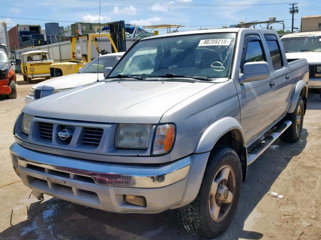 1N6ED27T4YC376620 - 2000 NISSAN FRONTIER C SILVER photo 2